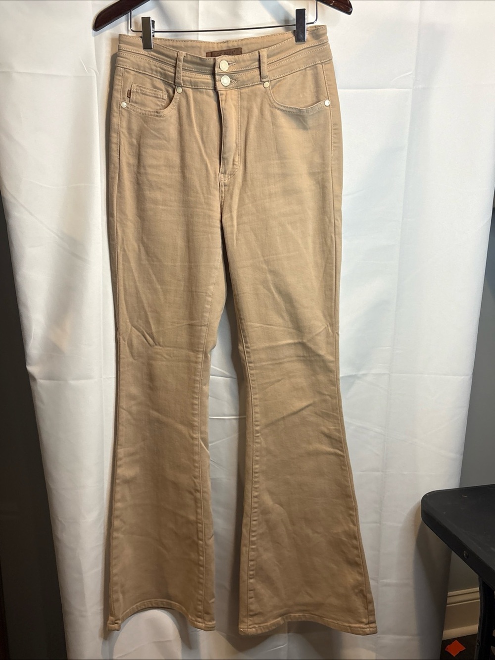 Judy Blue High-Rise Flare Jeans in Light Tan